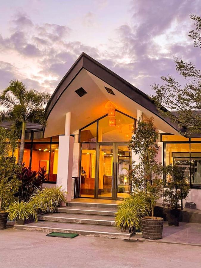 Rl Resort And Leisure Park Porac Exteriér fotografie